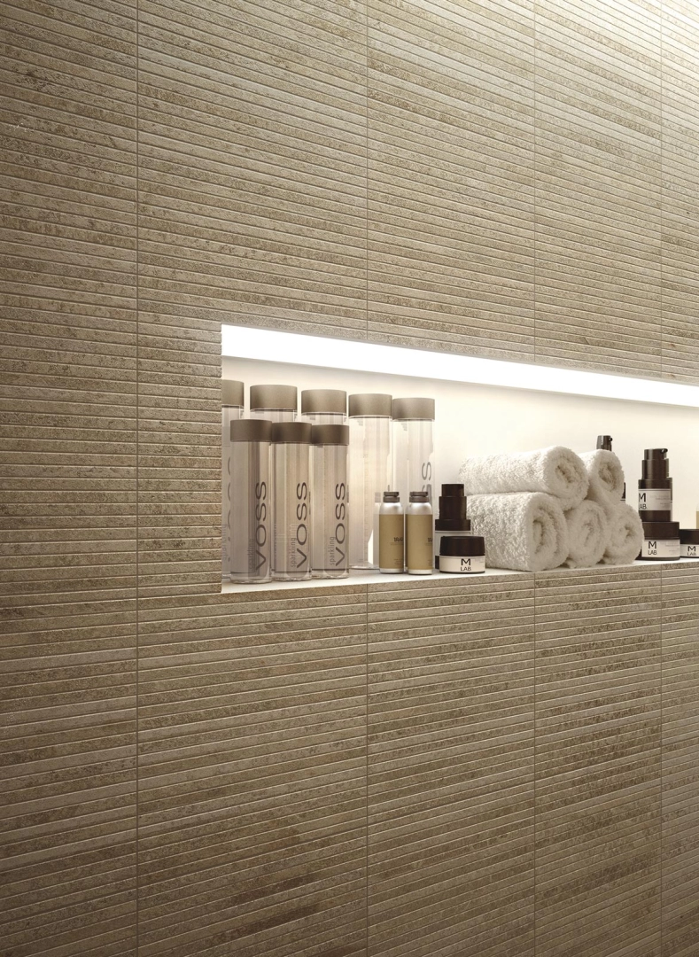 Gres Ragno Stoneway Barge Antica efekt terrazzo, Kamień w eleganckim salonie z dużymi przeszkleniami