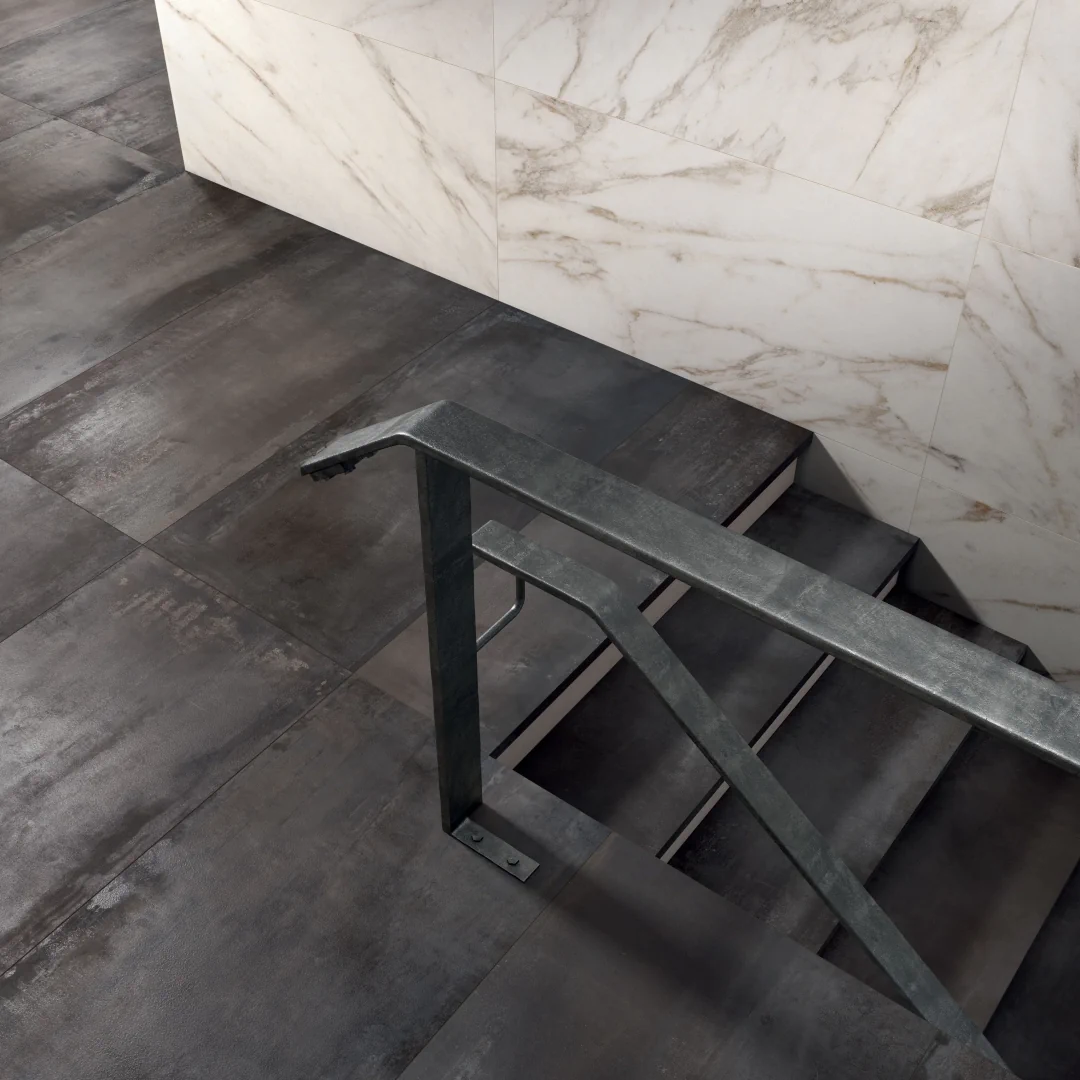 Gres Abk INTERNO 9 efekt metal - aranzacja w nowoczesnym salonie