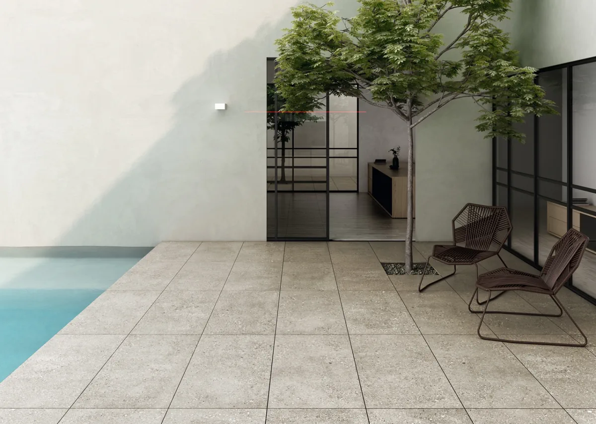 Gres Apavisa WIND efekt terrazzo, wzór - aranzacja w elewacji domu
