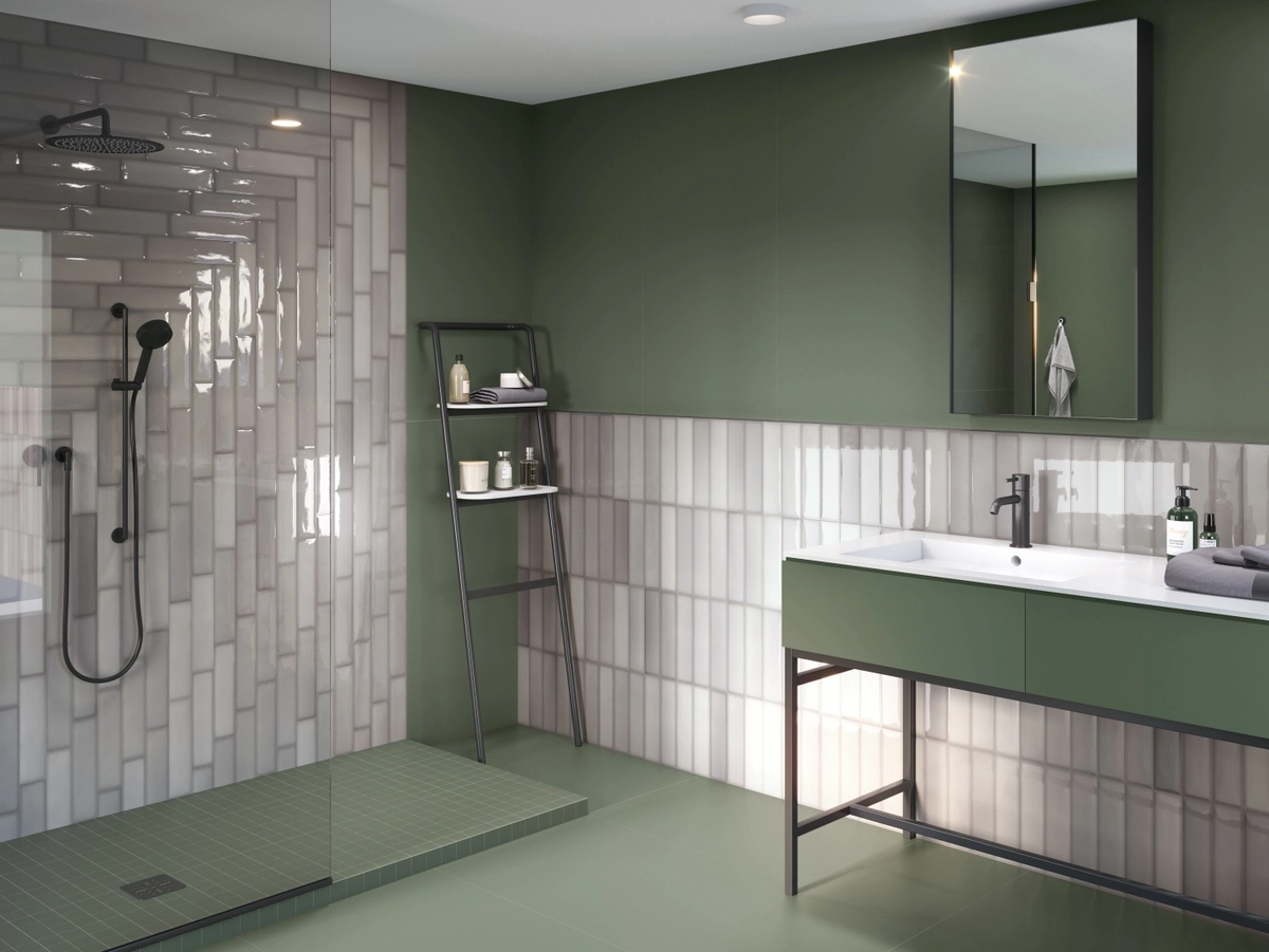 Gres Ape FOUR SEASONS efekt kolor - aranzacja w przestronnym holu