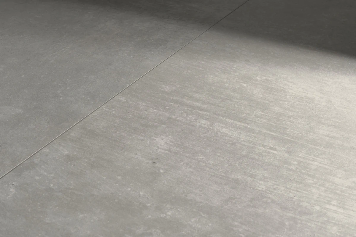Gres Ariostea CON.CREA. efekt beton - aranzacja w eleganckiej lazience