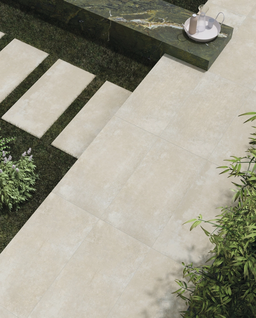 Gres Ariostea OUTDOOR efekt kamień - aranzacja w minimalistycznym wnetrzu