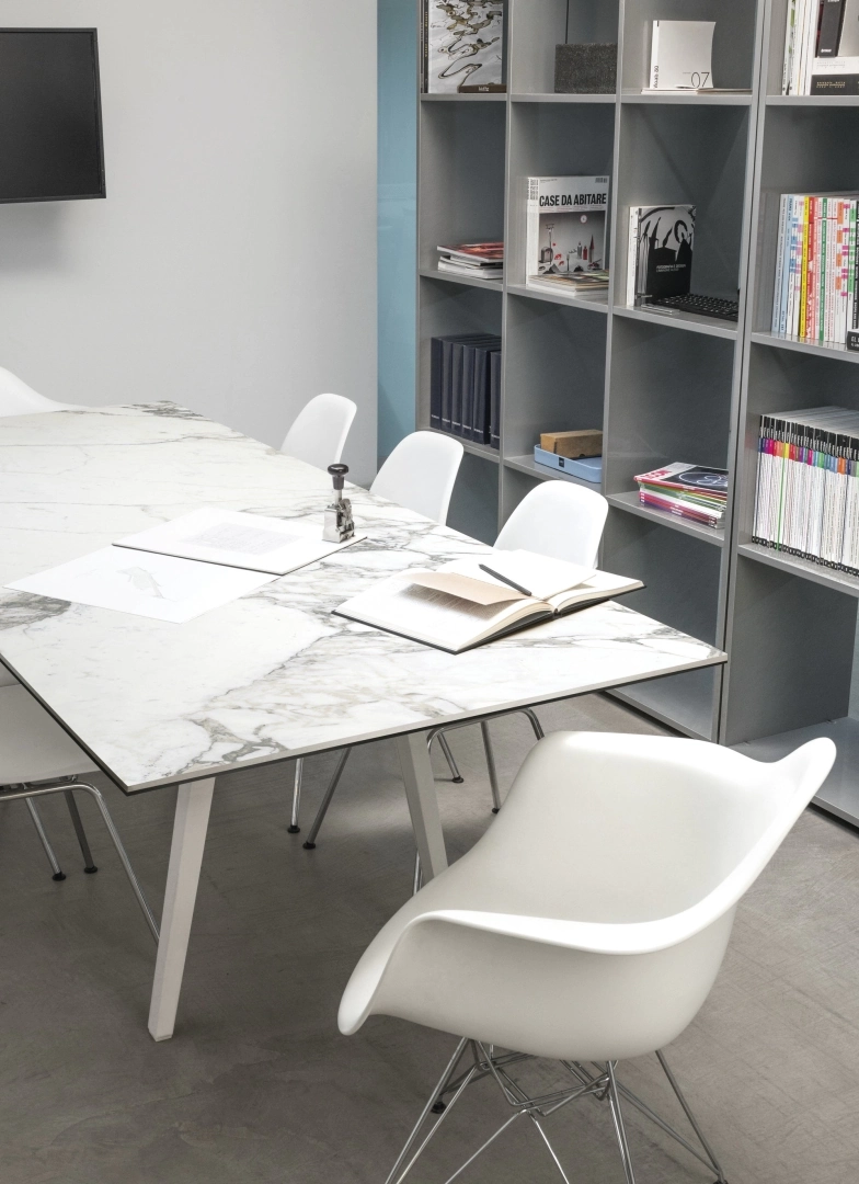 Gres Ariostea ULTRA MARMI efekt marmur - aranzacja w eleganckiej lazience