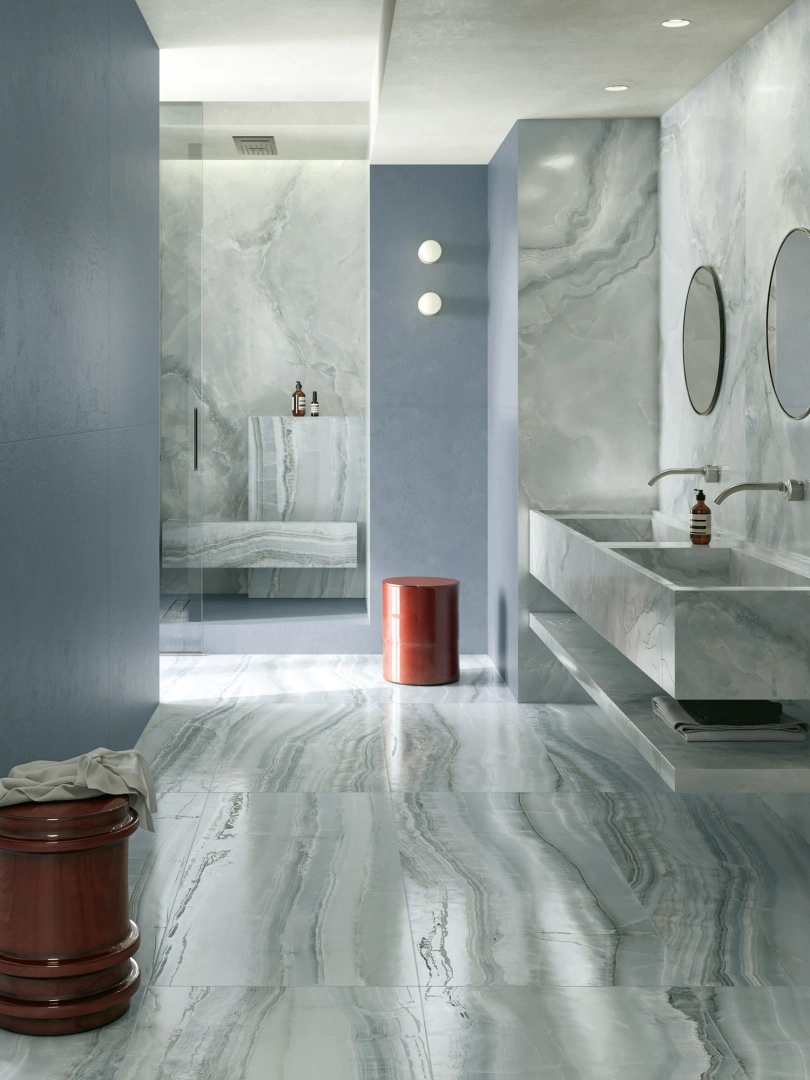 Gres Ascot SLABS efekt marmur, beton - aranzacja w minimalistycznym wnetrzu