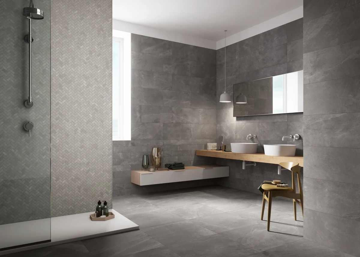 Gres Ascot GENTLE STONE efekt kamień - aranzacja w przestronnym holu