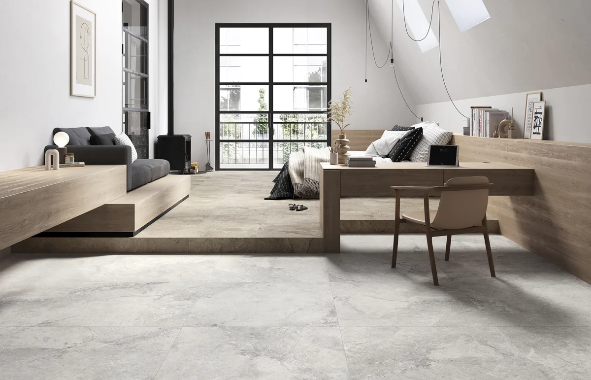 Gres Ascot STONE VALLEY efekt kamień - aranzacja w korytarzu z naturalnym swiatlem