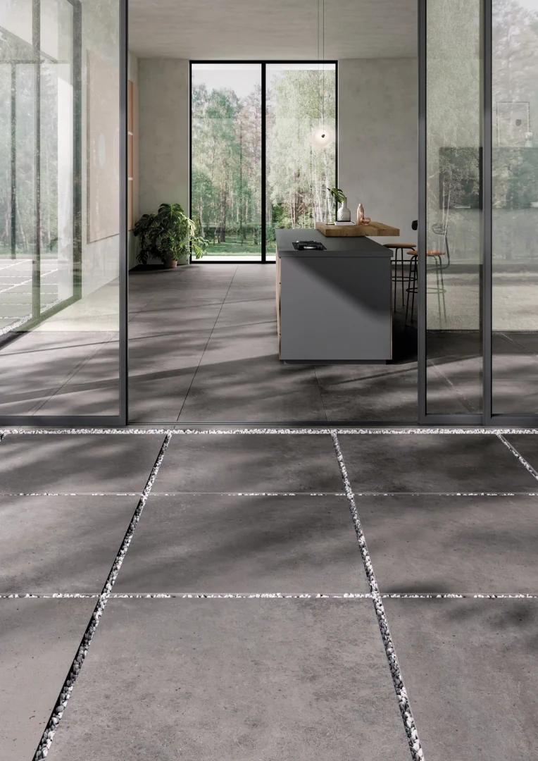 Gres Ascot GARDEN20 efekt kamień, beton - aranzacja w strefie dziennej z duzymi przeszkleniami