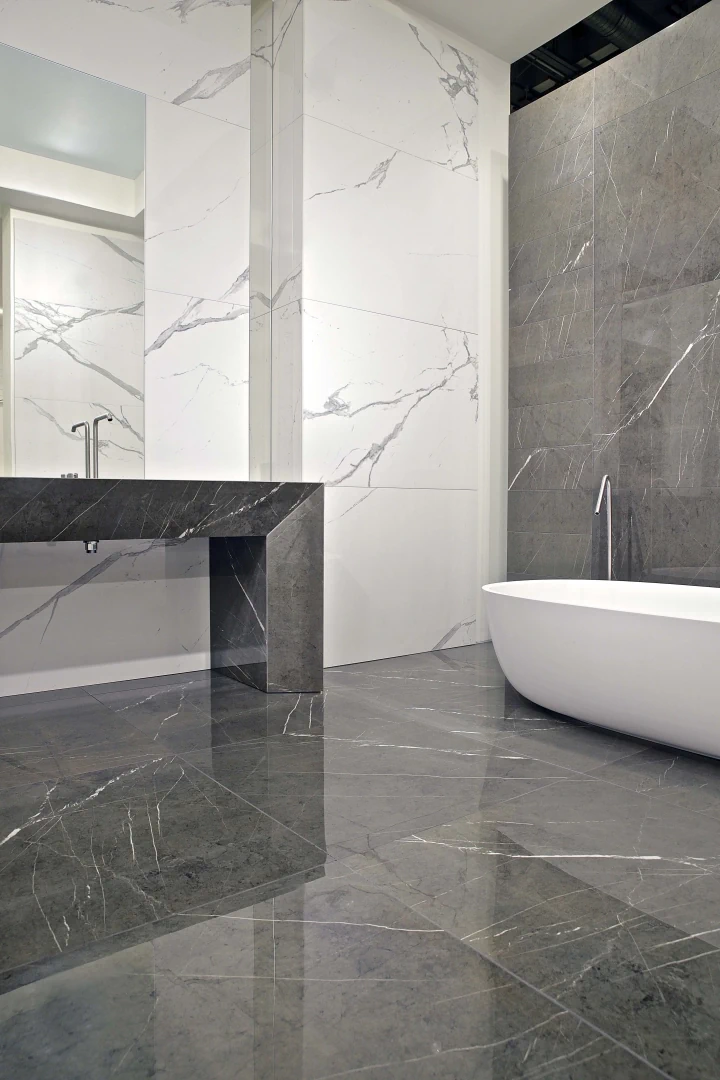 Gres Casalgrande Padana MARMOKER efekt marmur - aranzacja w eleganckiej lazience