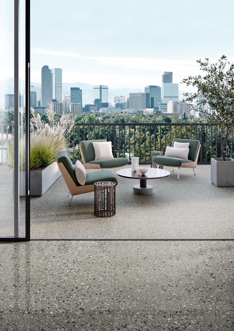 Gres Casalgrande Padana TERRAZZOTECH efekt terrazzo, - aranzacja w nowoczesnym salonie