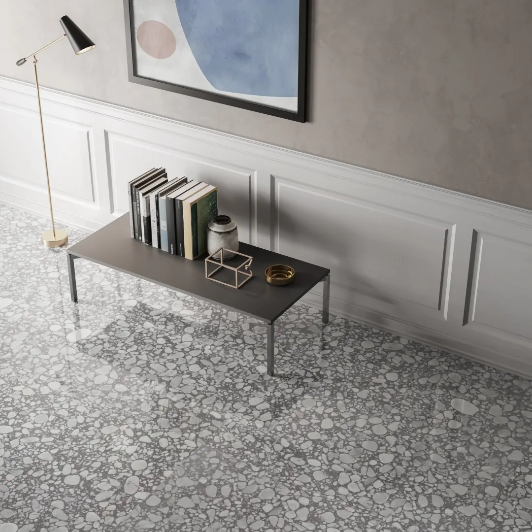 Gres Casalgrande Padana MACRO efekt terrazzo - aranzacja w korytarzu z naturalnym swiatlem