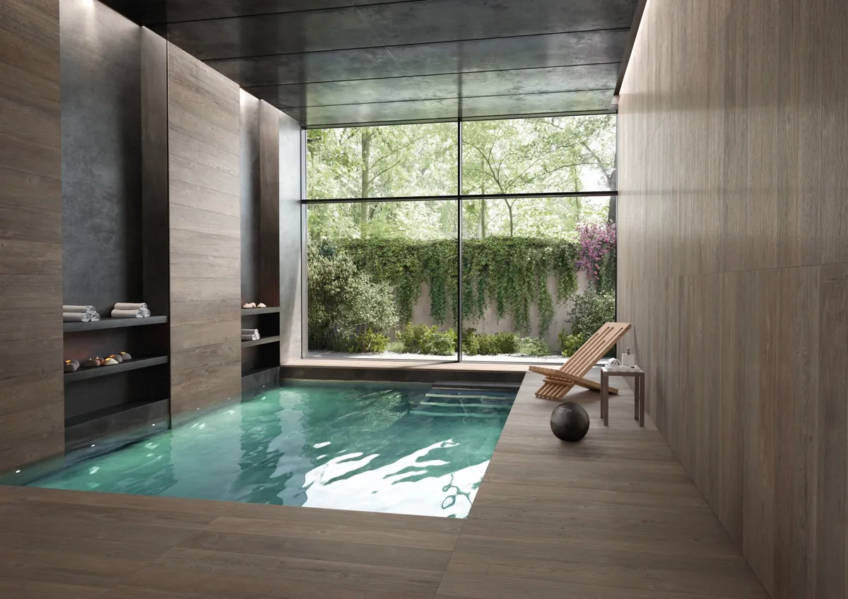Gres Casalgrande Padana COUNTRY WOOD efekt drewno - aranzacja w przy kominku