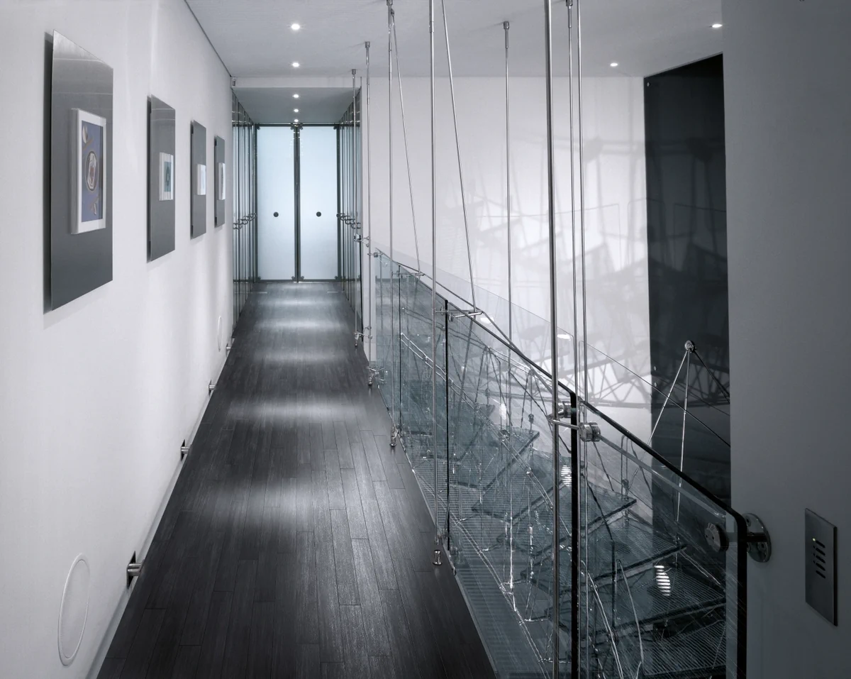 Gres Casalgrande Padana METALWOOD efekt drewno - aranzacja w eleganckiej lazience