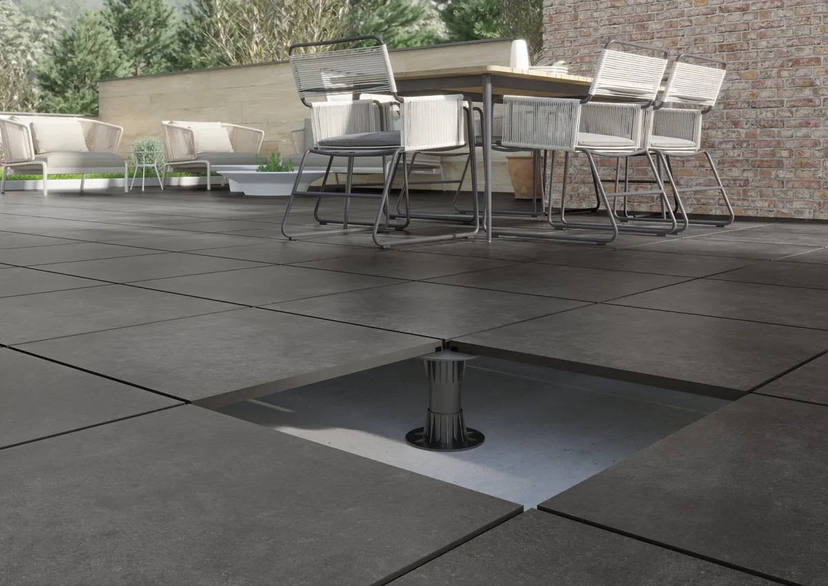 Gres Cifre NEXUS efekt kamień - aranzacja w eleganckiej lazience