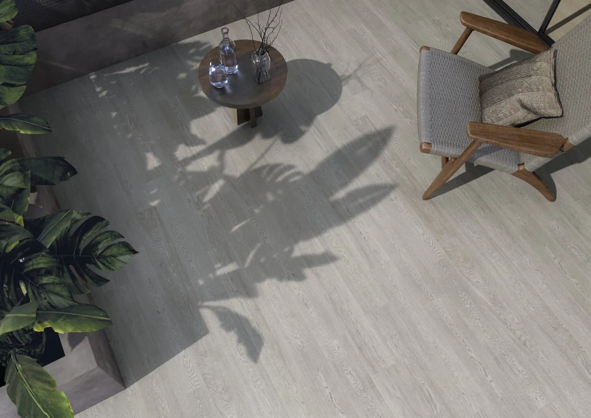 Gres Cifre HEARTWOOD efekt drewno - aranzacja w eleganckiej lazience