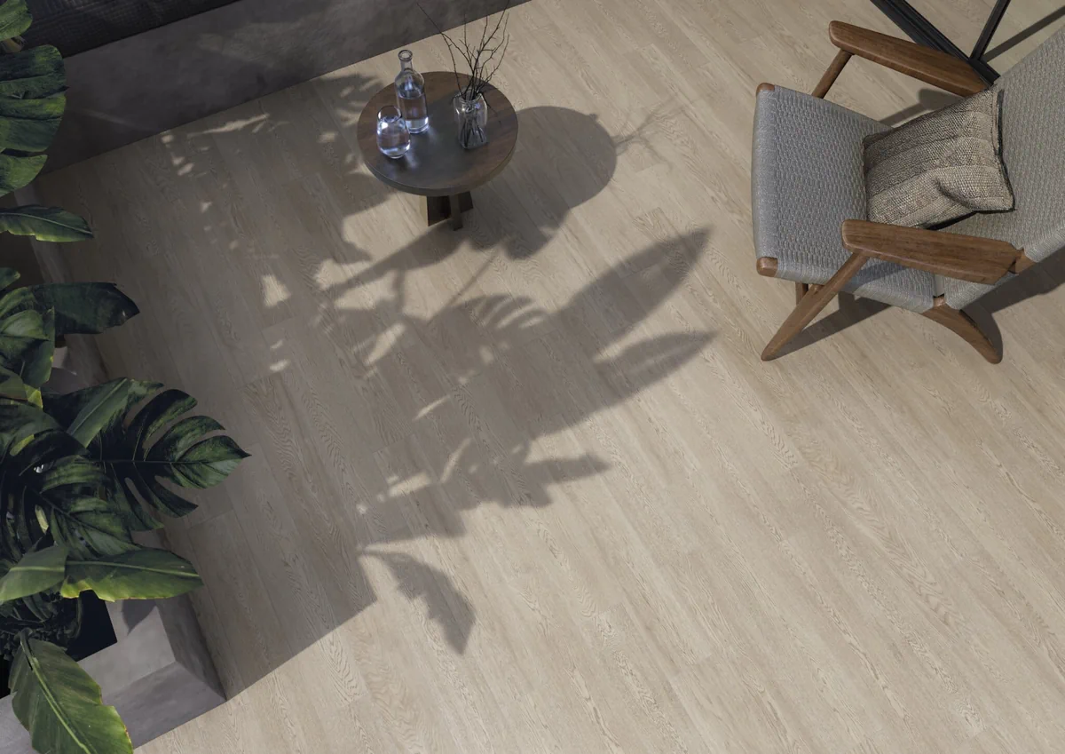 Gres Cifre HEARTWOOD efekt drewno - aranzacja w eleganckiej lazience