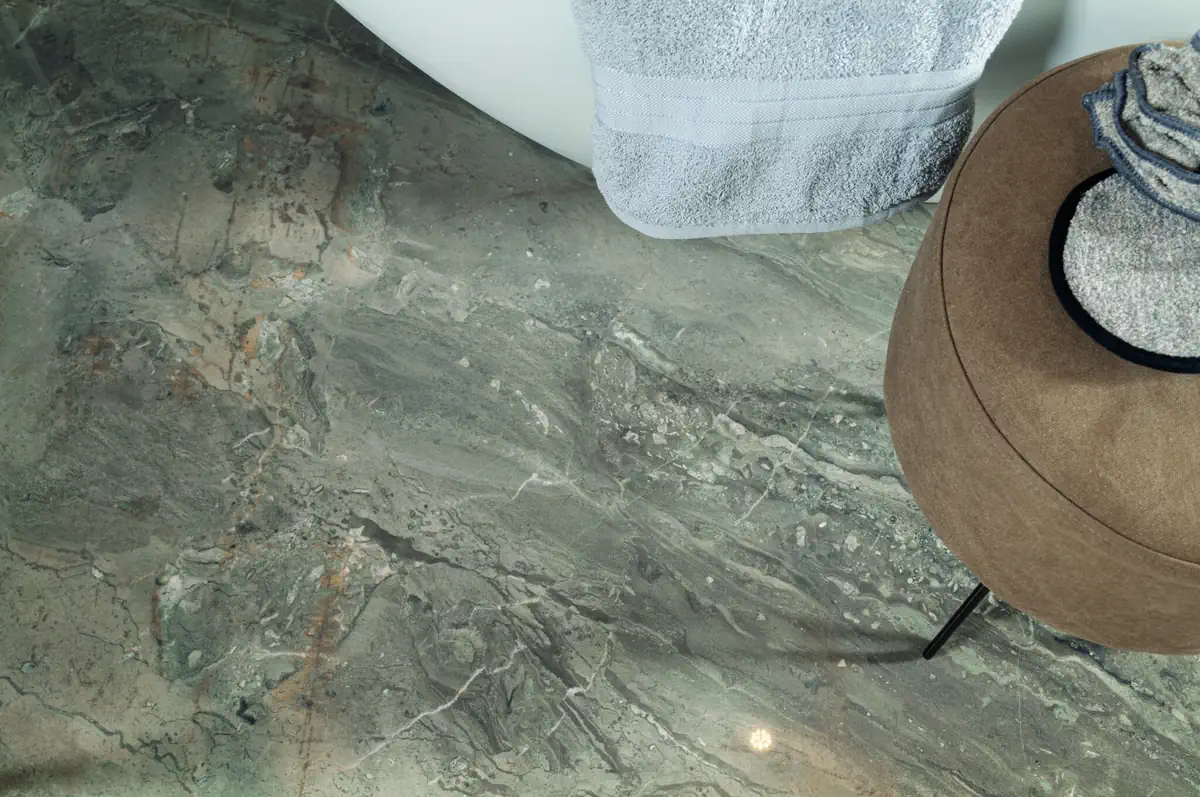 Gres Cifre LUXURY efekt marmur, kamień - aranzacja w elewacji domu