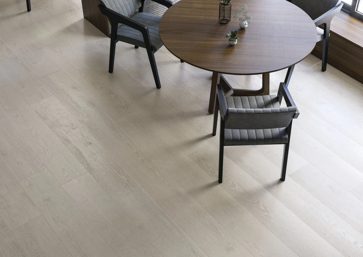 Gres Cifre KEREN efekt drewno - aranzacja w eleganckiej lazience