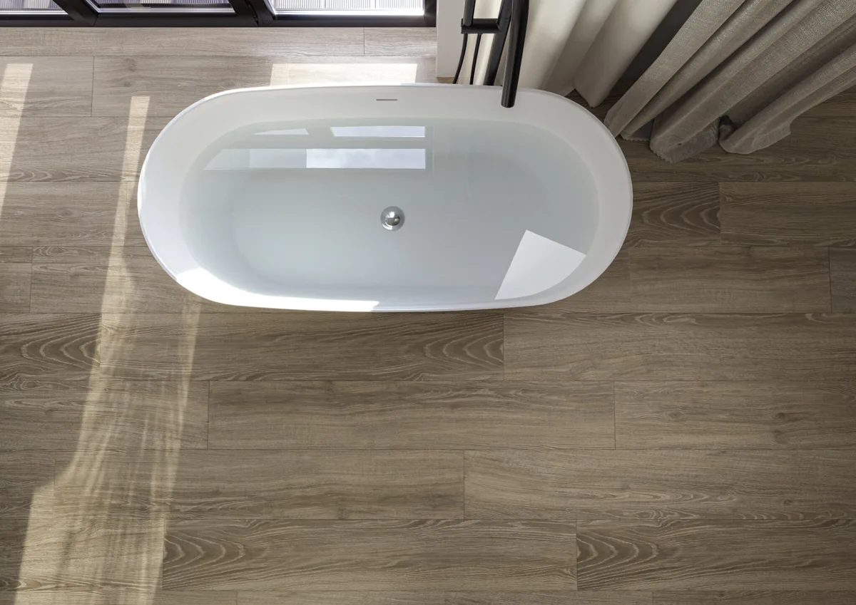 Gres Cifre LORIEN efekt drewno - aranzacja w eleganckiej lazience