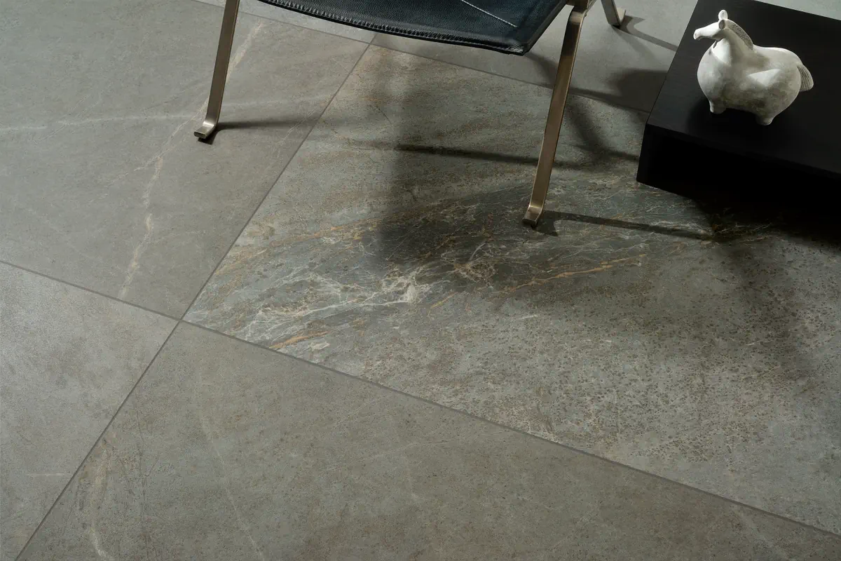 Gres Coem SOAP STONE efekt marmur, kamień - aranzacja w przy kominku