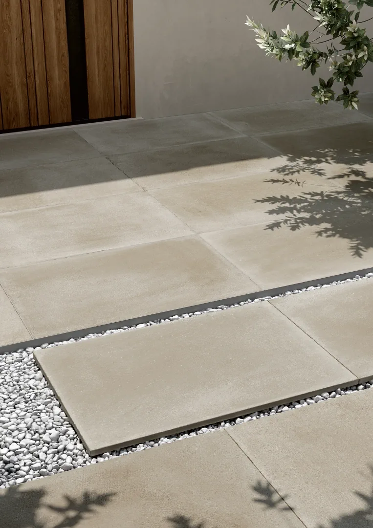 Gres Coem ENGLISH STONE efekt kamień - aranzacja w elewacji domu