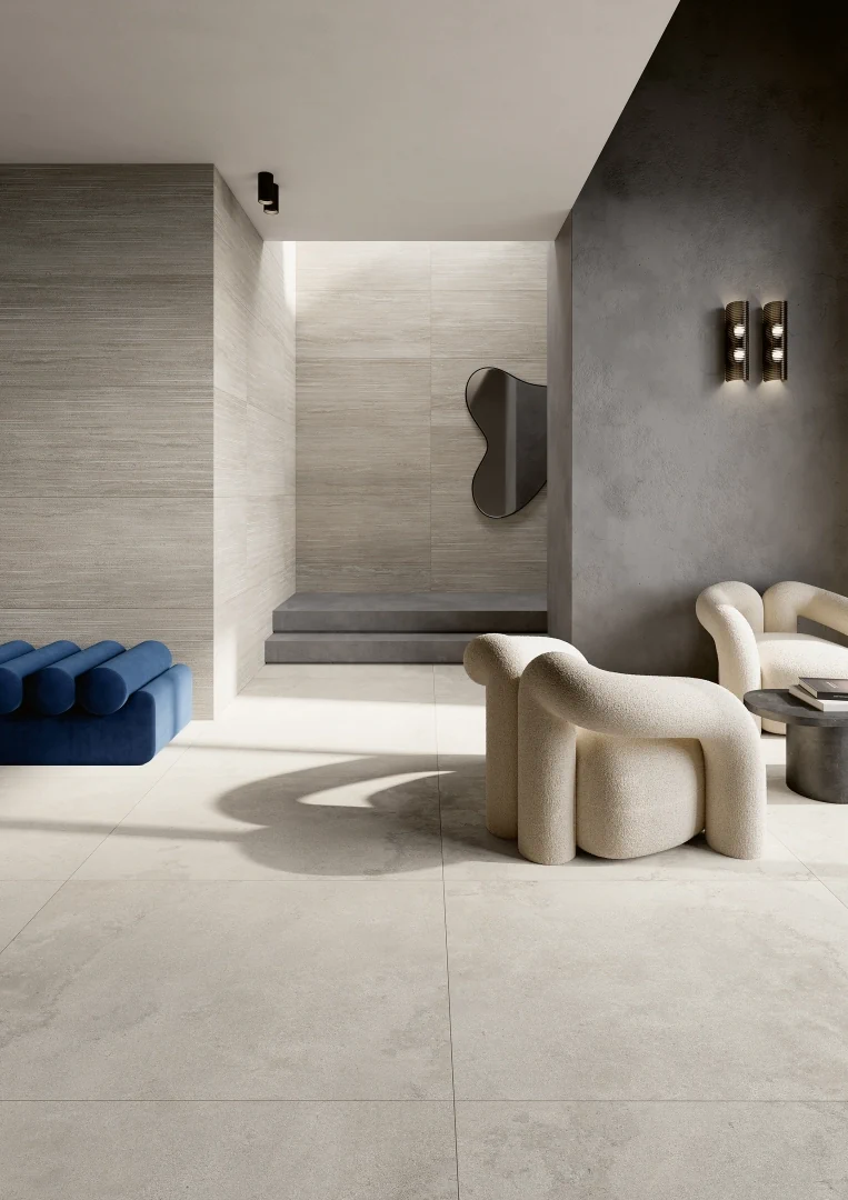 Gres Coem VERSATILE STONE efekt kamień - aranzacja w korytarzu z naturalnym swiatlem
