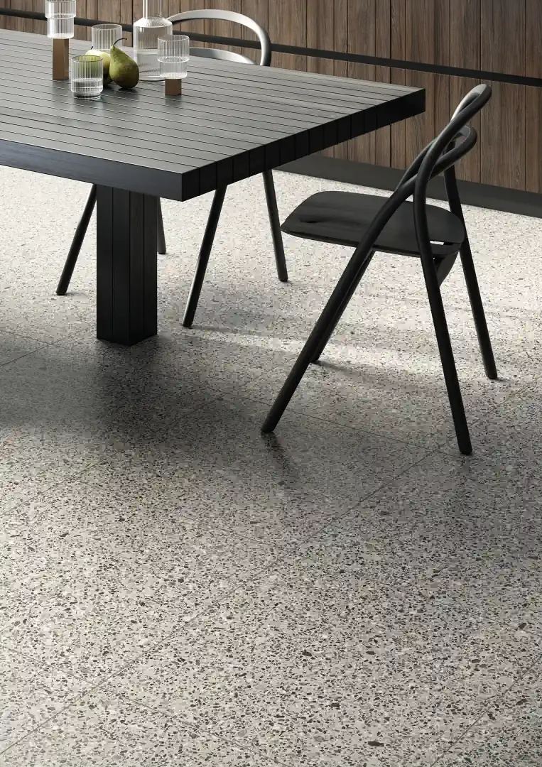 Gres Coem PORFIRICA AGLO efekt terrazzo - aranzacja w elewacji domu