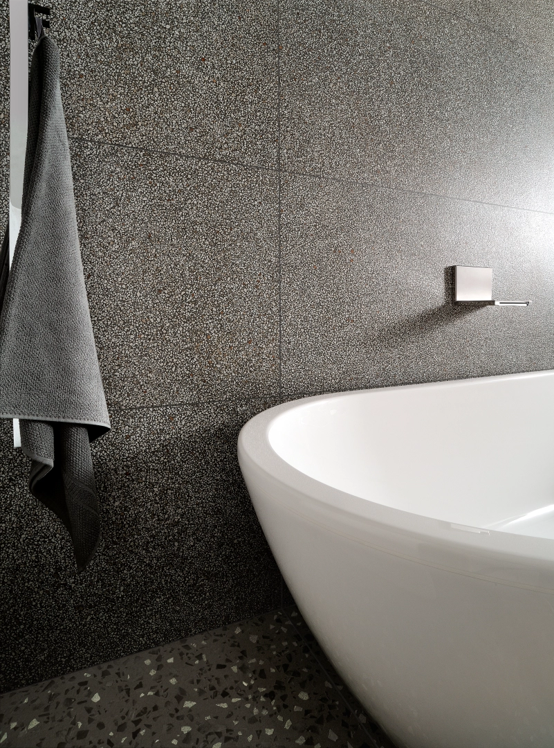 Gres Coem TERRAZZO efekt terrazzo - aranzacja w elewacji domu