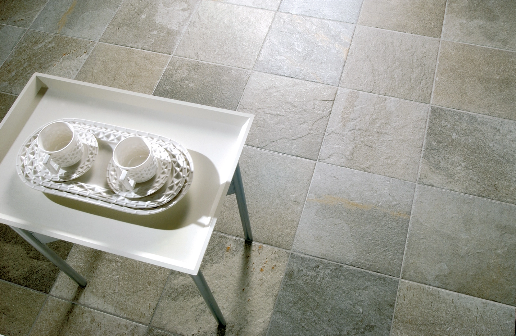 Gres Coem QUARTZ efekt kamień - aranzacja w eleganckiej lazience