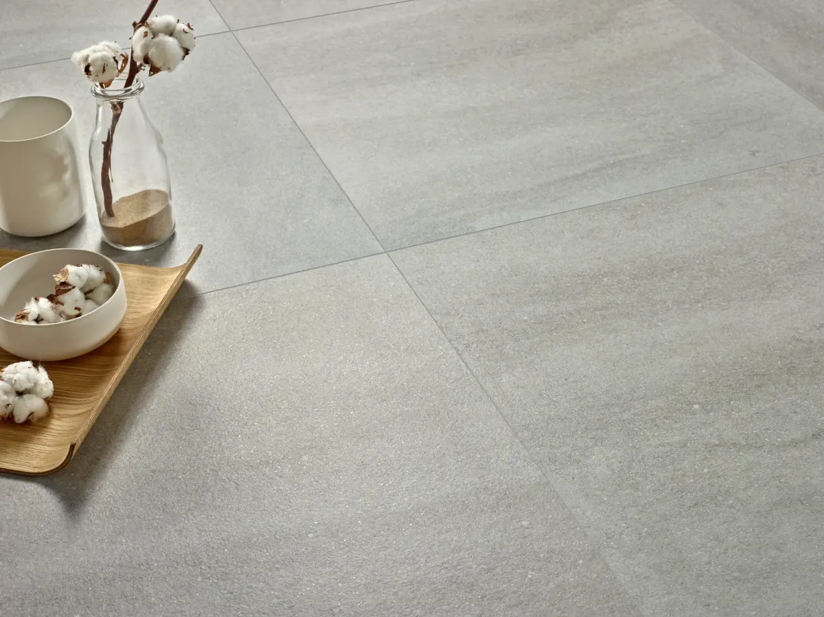 Gres Colorker KAWAII efekt kamień - aranzacja w eleganckiej lazience