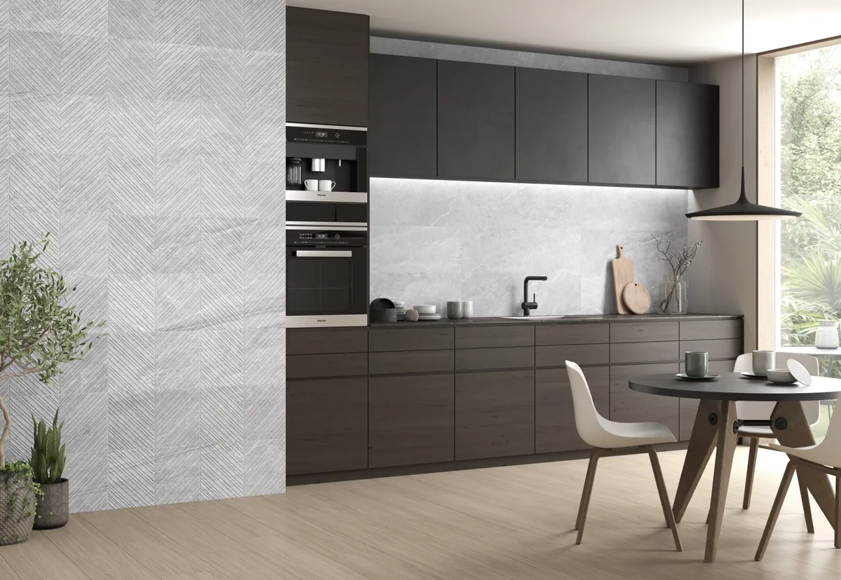 Gres Colorker PREMIERE efekt beton - aranzacja w strefie dziennej z duzymi przeszkleniami