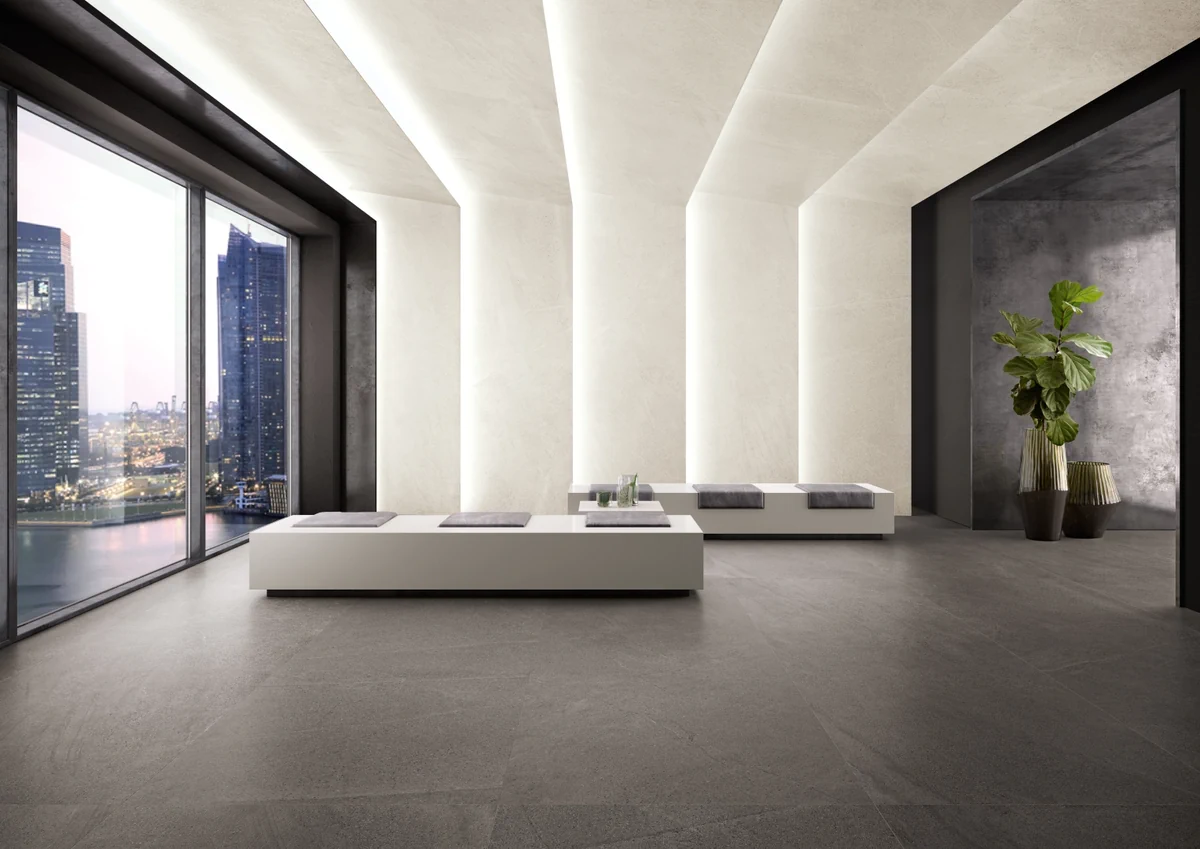 Gres Cotto D'este LIMESTONE efekt kamień - aranzacja w przestronnym holu