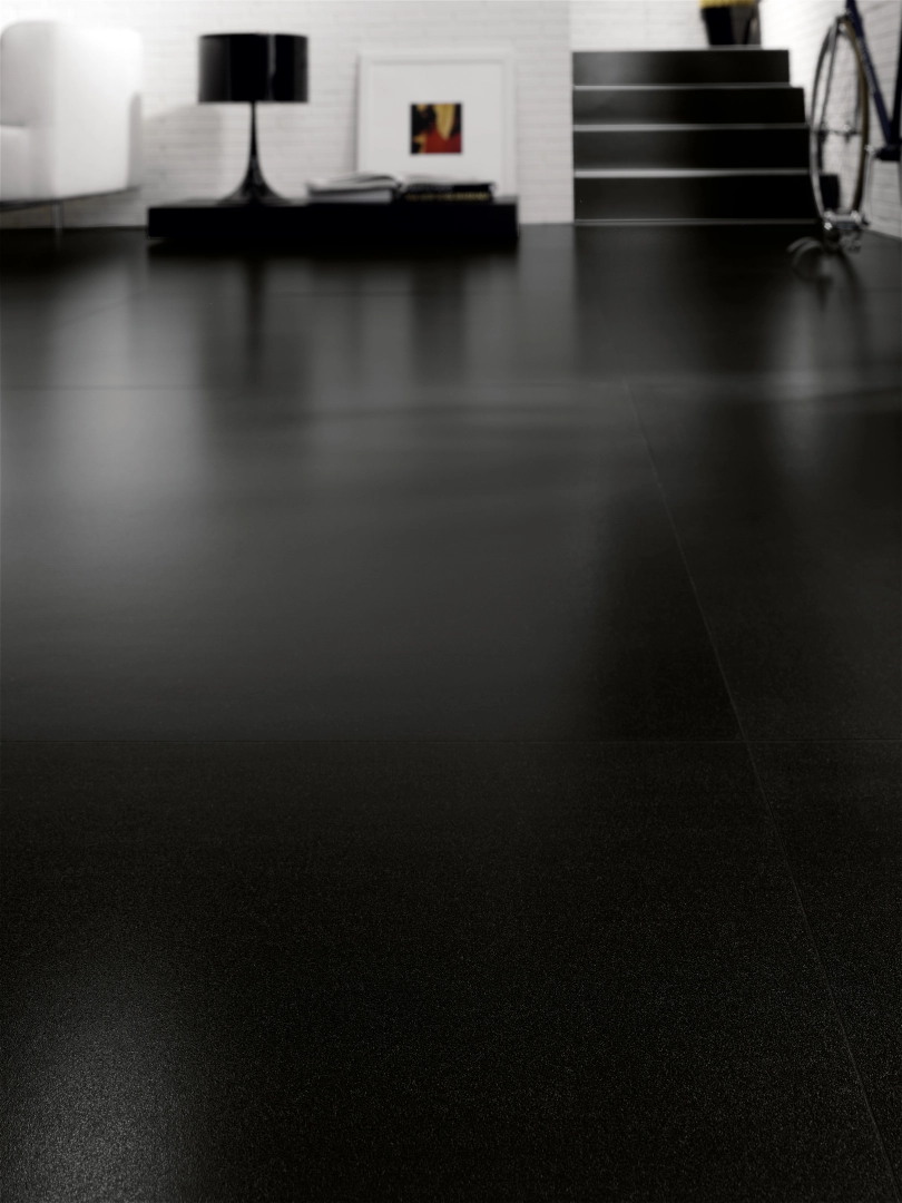 Gres Cotto D'este BLACK-WHITE efekt kamień - aranzacja w elewacji domu