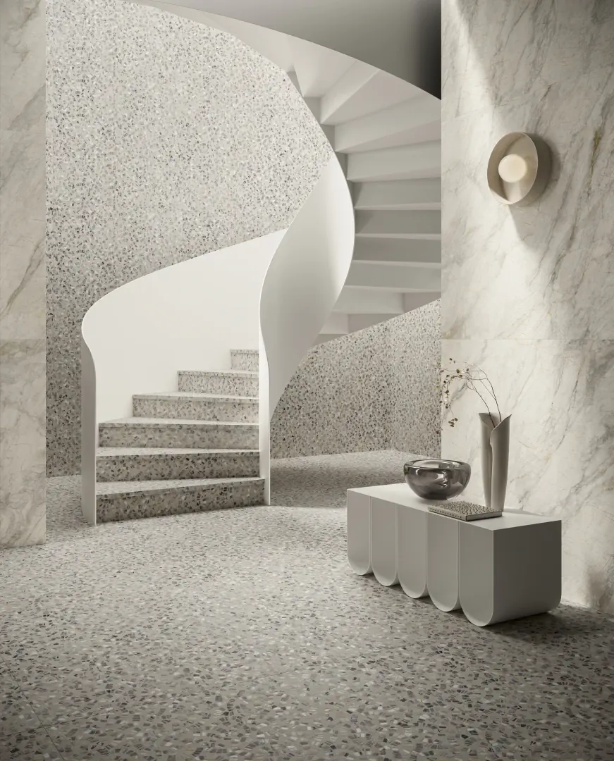 Gres Delconca MARBLE EDITION efekt kamień, marmur - aranzacja w korytarzu z naturalnym swiatlem