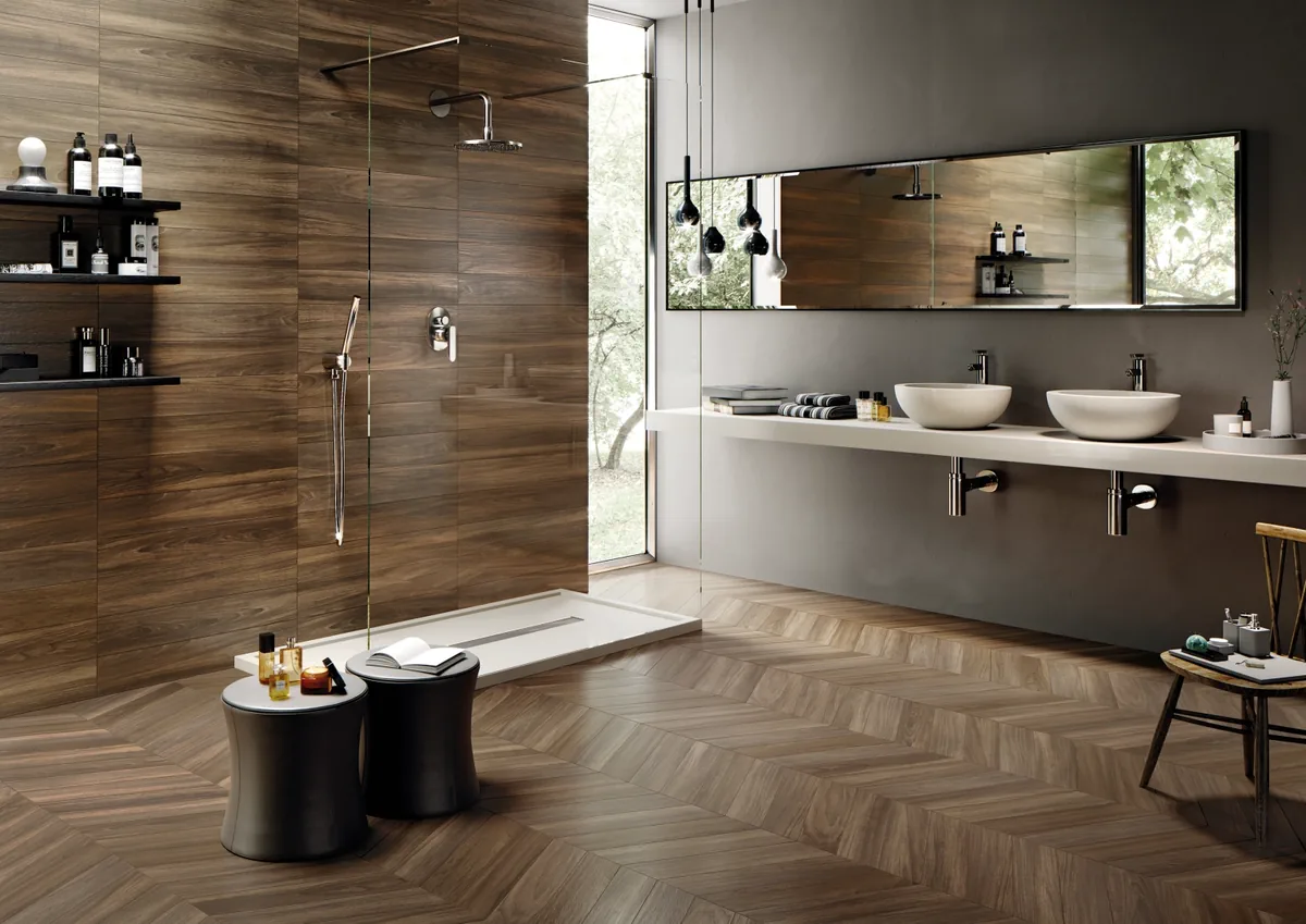 Gres Emil SLEEK WOOD efekt drewno - aranzacja w nowoczesnym salonie