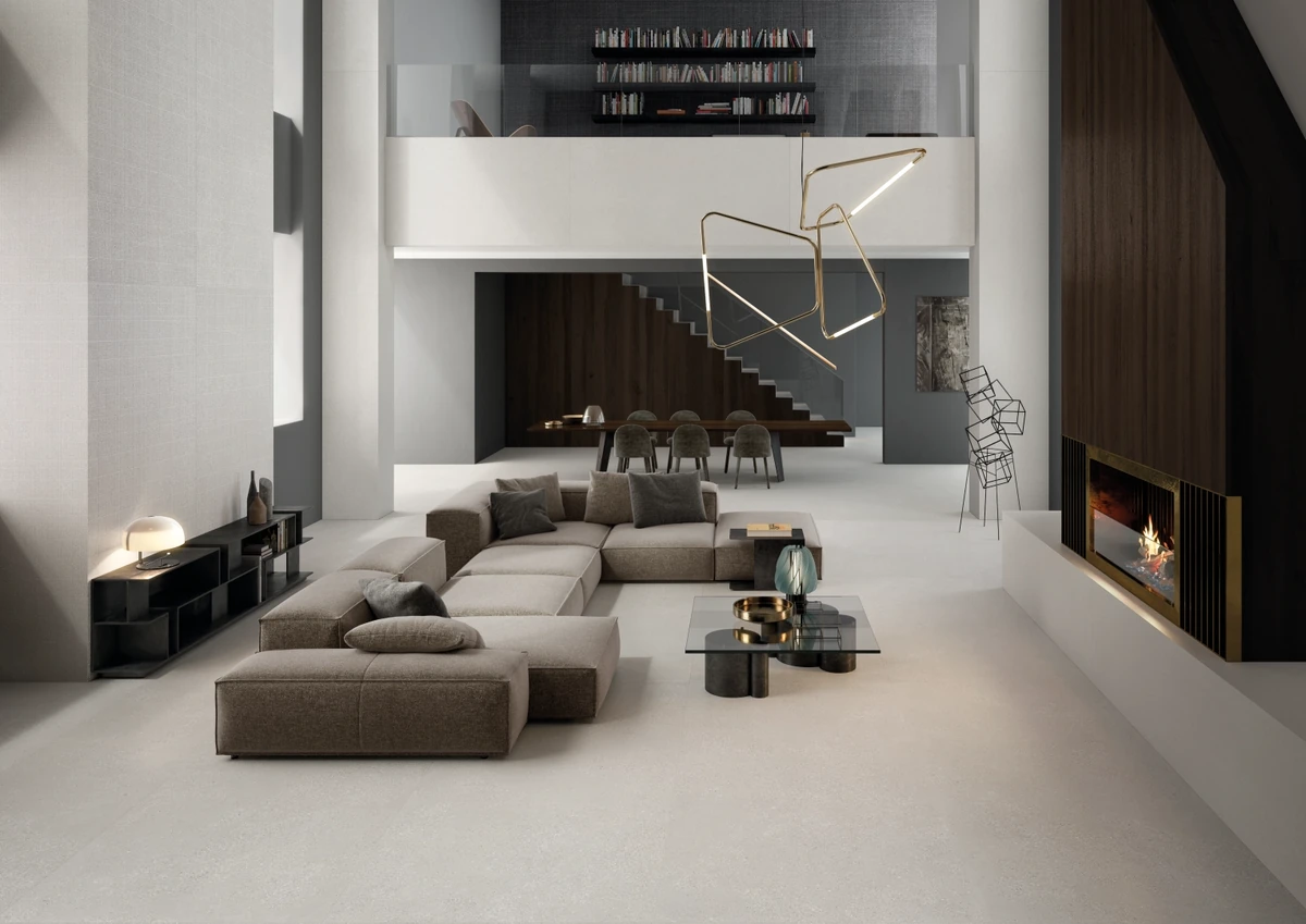 Gres Ergon GRAIN STONE efekt terrazzo - aranzacja w strefie dziennej z duzymi przeszkleniami