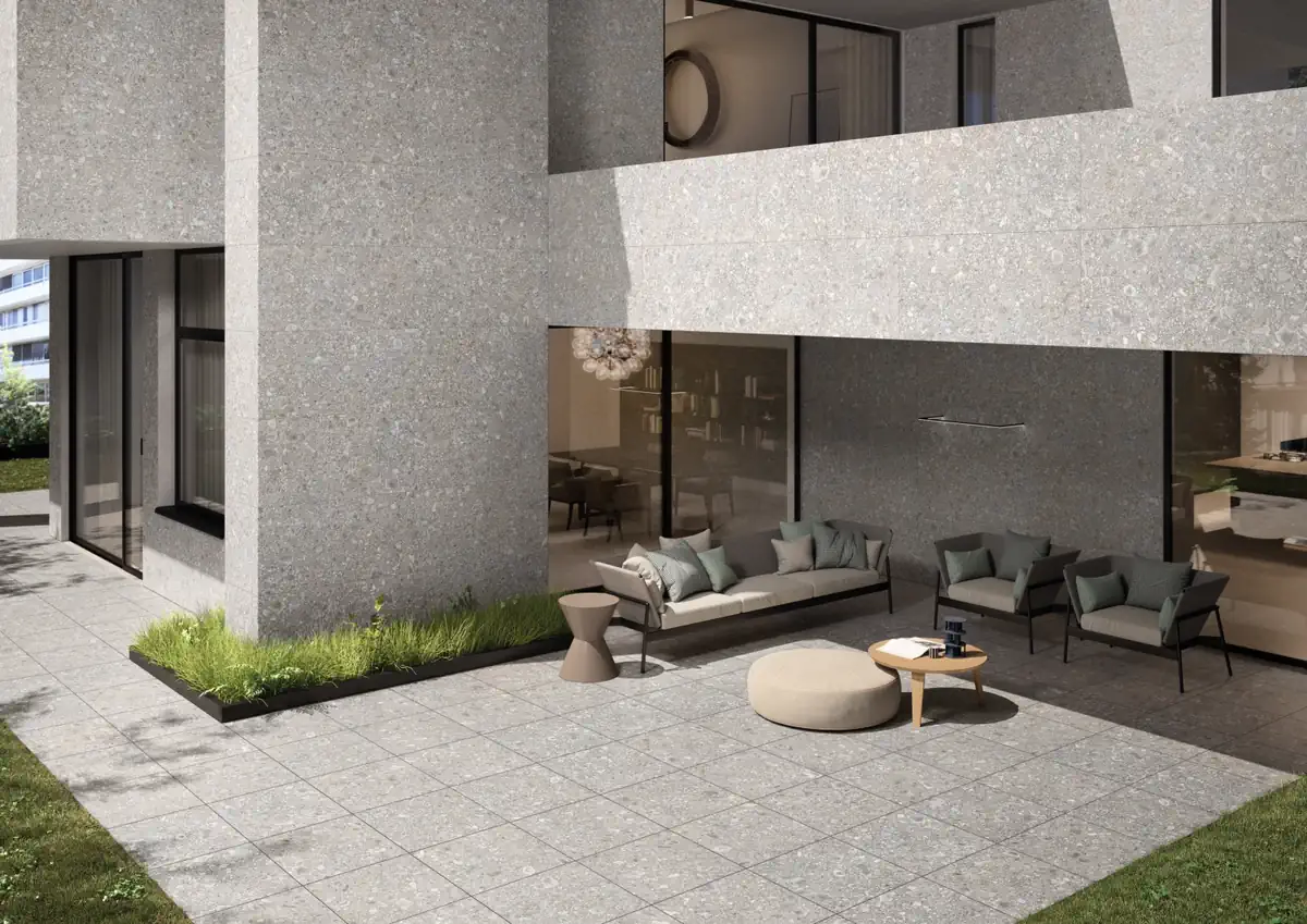 Gres Ergon LOMBARDA efekt terrazzo - aranzacja w minimalistycznym wnetrzu