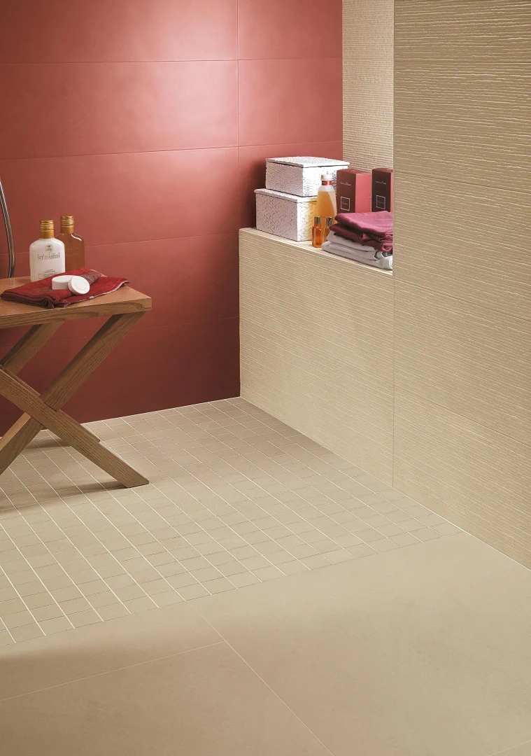 Gres Fap COLOR LINE efekt kolor - aranzacja w przestronnym holu