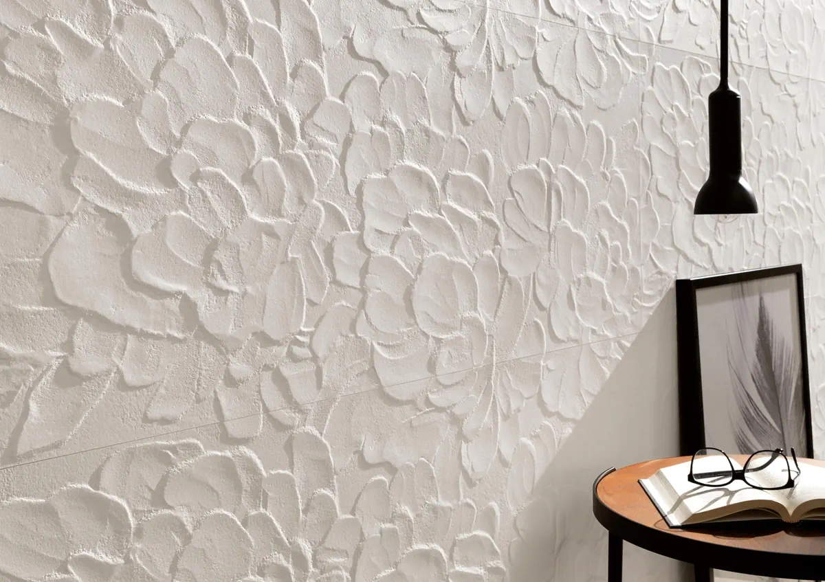 Gres Fap LUMINA SAND ART efekt beton - aranzacja w przestronnym holu