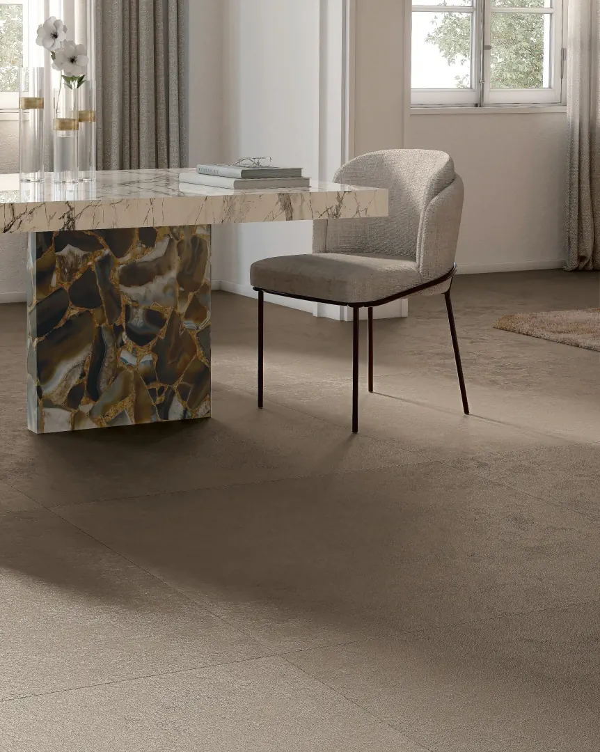 Gres Graniti Fiandre BALANCE efekt beton - aranzacja w nowoczesnym salonie