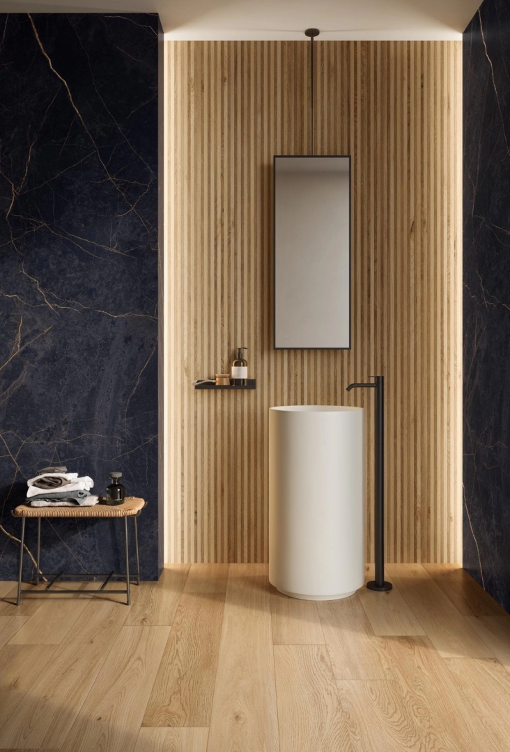 Gres Flaviker FOUR SEASONS efekt drewno - aranzacja w przy kominku