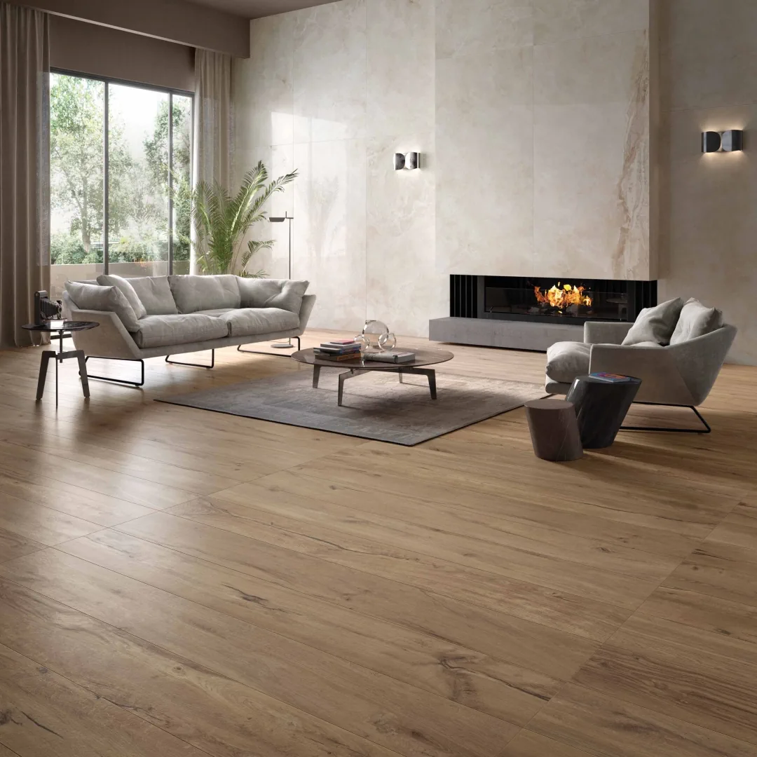 Gres Flaviker COZY efekt drewno - aranzacja w przestronnym holu