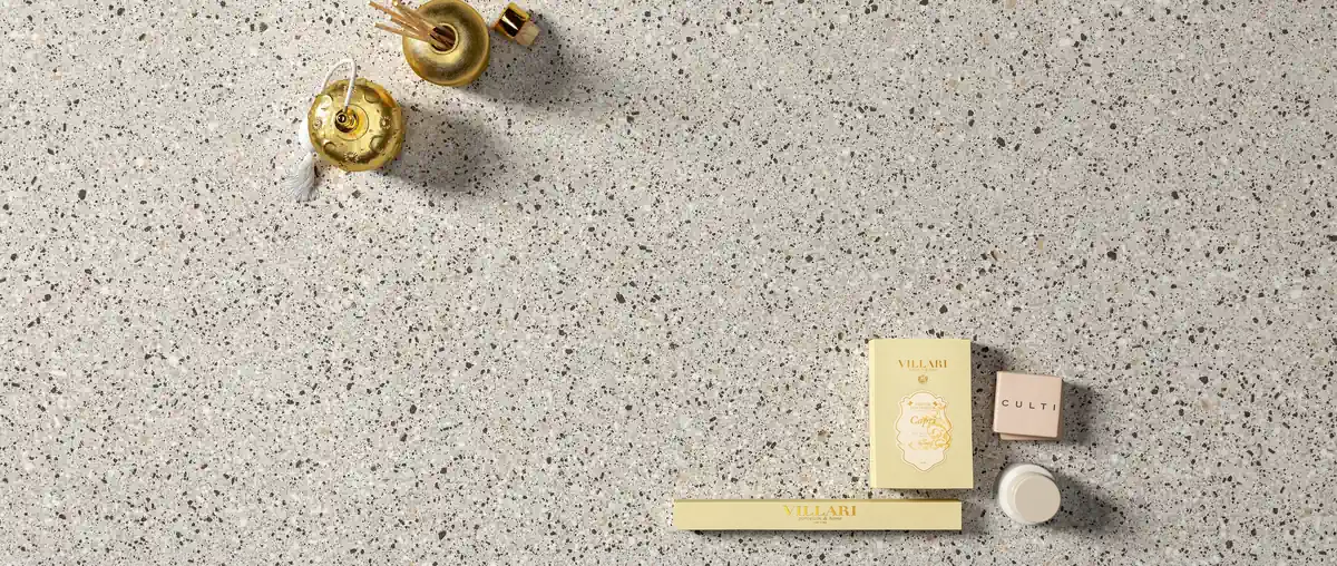 Gres Fmg PALLADIO efekt terrazzo - aranzacja w elewacji domu