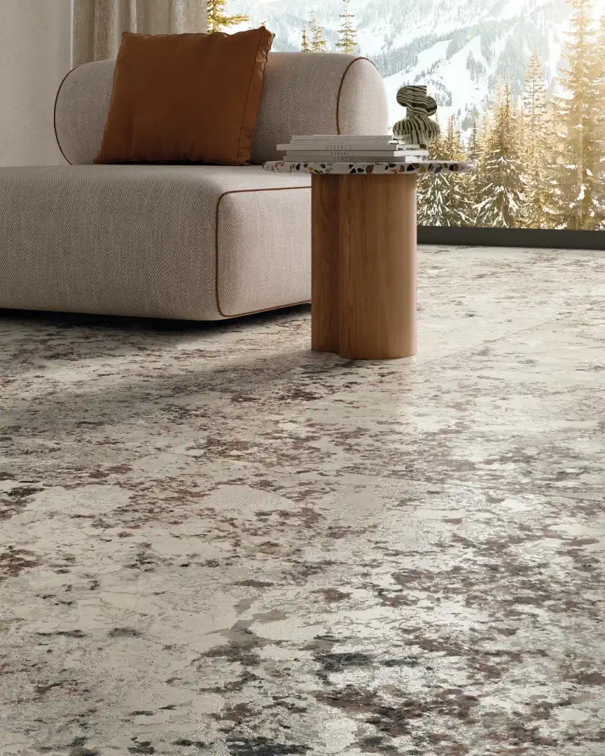 Gres Fmg SELECT efekt marmur - aranzacja w nowoczesnym salonie