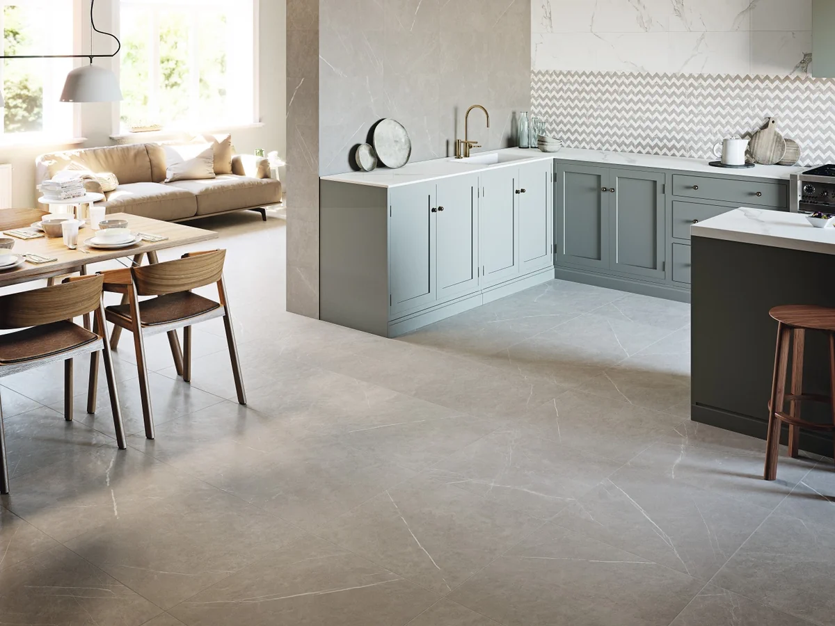 Gres Grespania MARMOREA efekt marmur - aranzacja w eleganckiej lazience