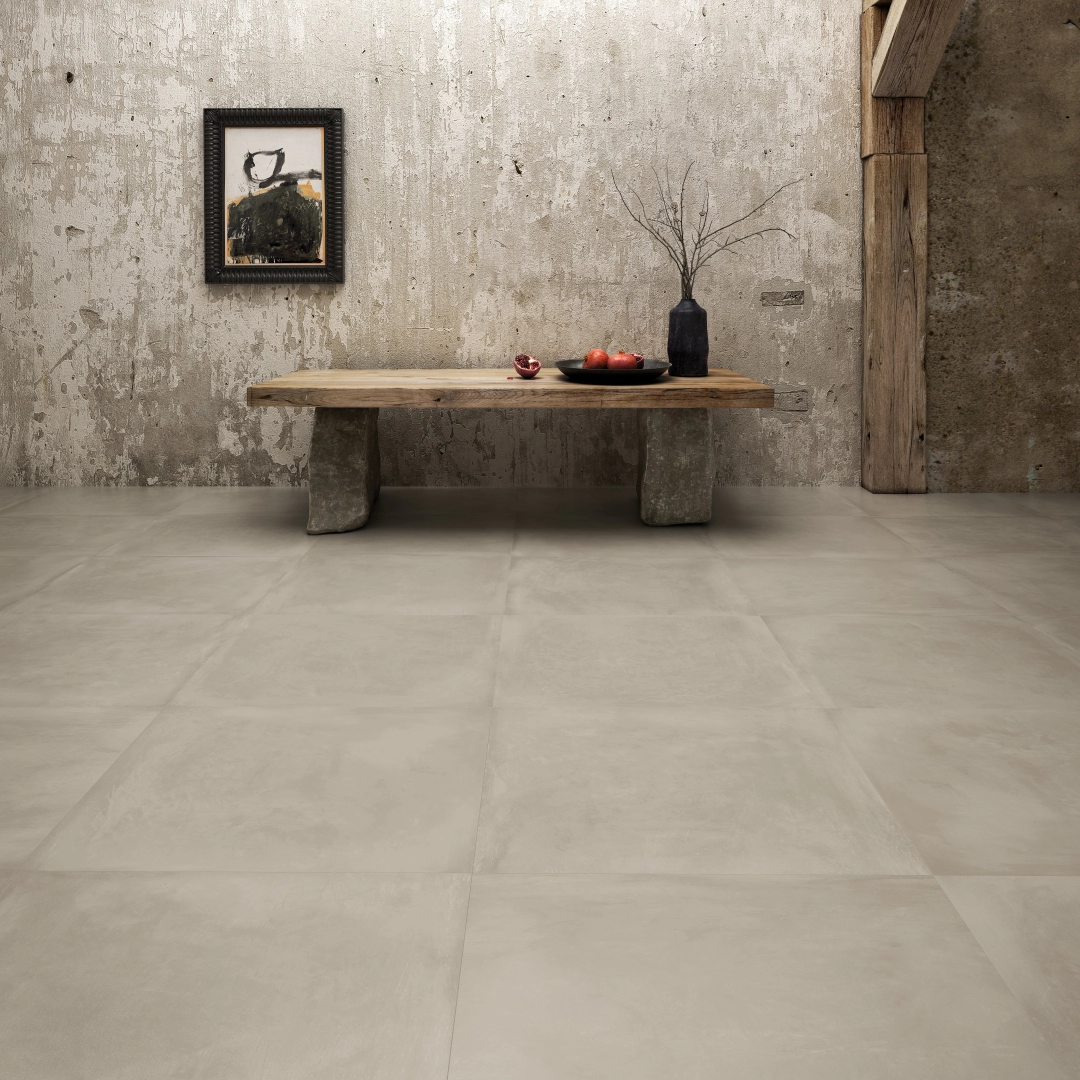 Gres Grespania WABI SABI efekt beton - aranzacja w przestronnym holu