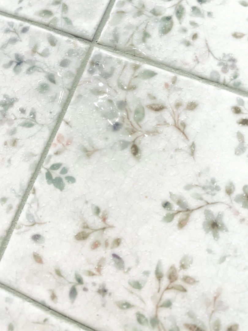 Gres Harmony MAYOLICA efekt wzór - aranzacja w eleganckiej lazience