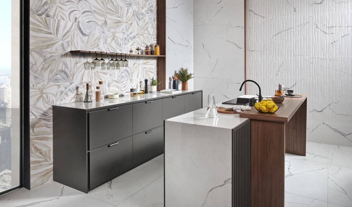 Gres Kerben IDYLLIC efekt marmur - aranzacja w eleganckiej lazience