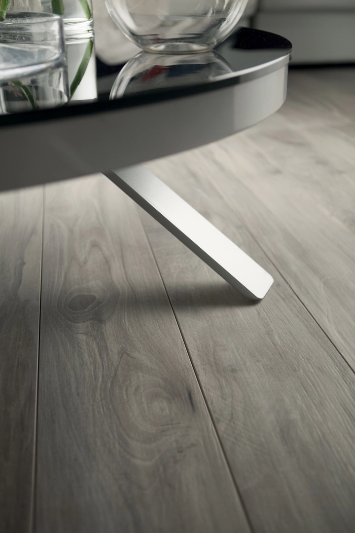 Gres La Fabbrica Ava AMAZON efekt drewno - aranzacja w eleganckiej lazience