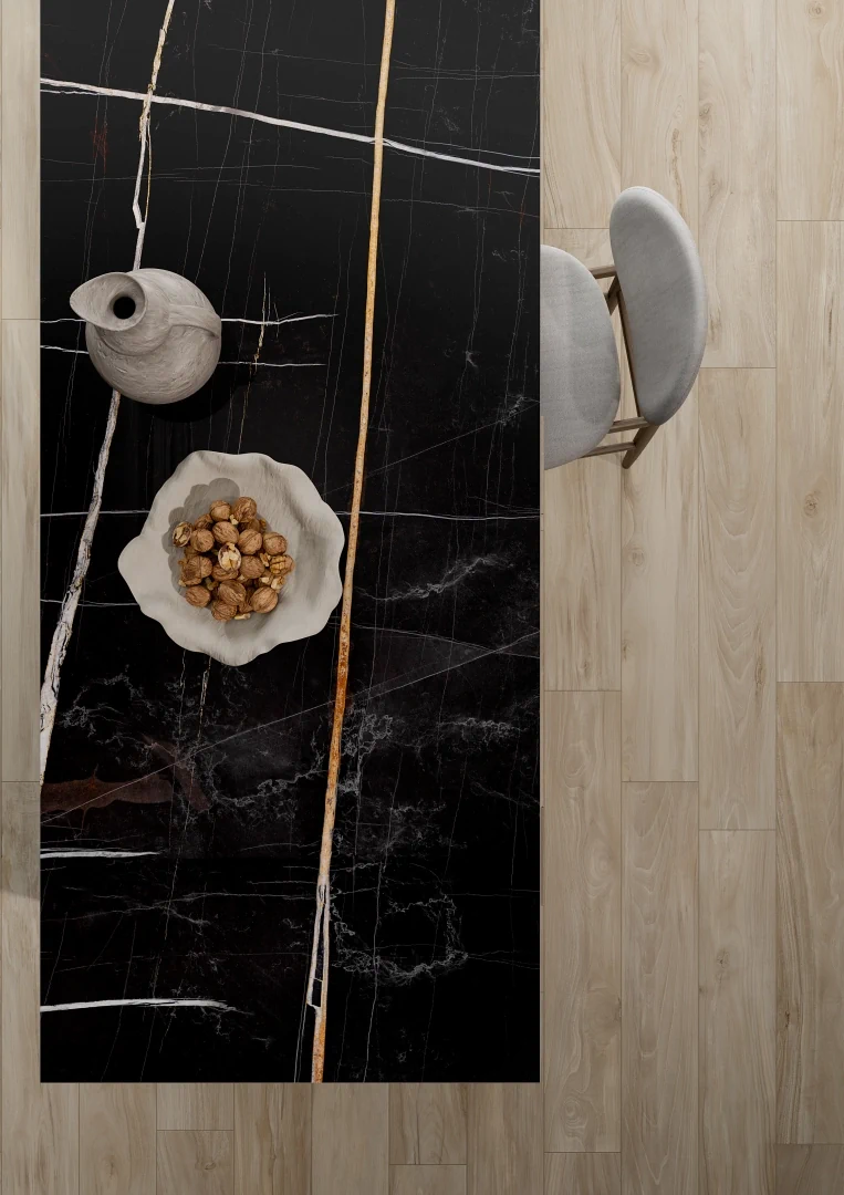 Gres La Fabbrica Ava SAHARA NOIR efekt marmur - aranzacja w elewacji domu