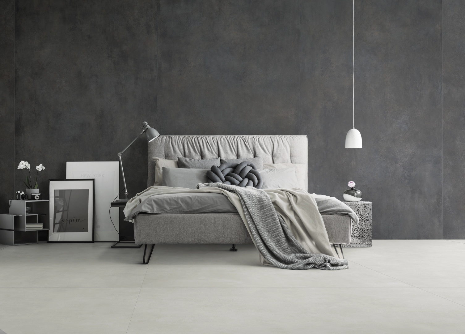 Gres La Fabbrica Ava SKYLINE efekt marmur - aranzacja w przy kominku